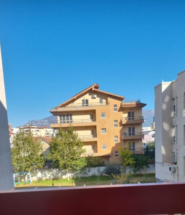 New & Great Located Apartment Near Center Tiran Dış mekan fotoğraf
